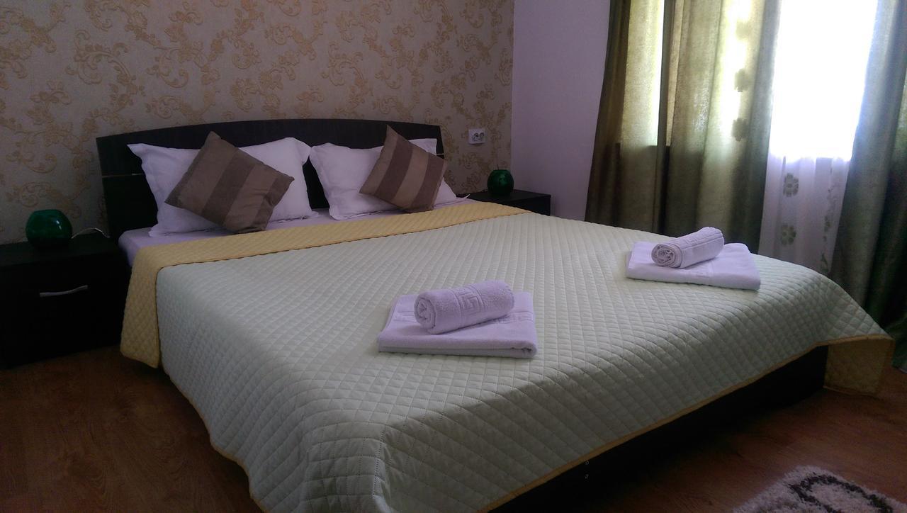 Casa Regala Ear Hotel Craiova Exterior photo